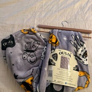 Northwest Ouija Mystical Silk Touch Throw Blanket - Gray and Orange